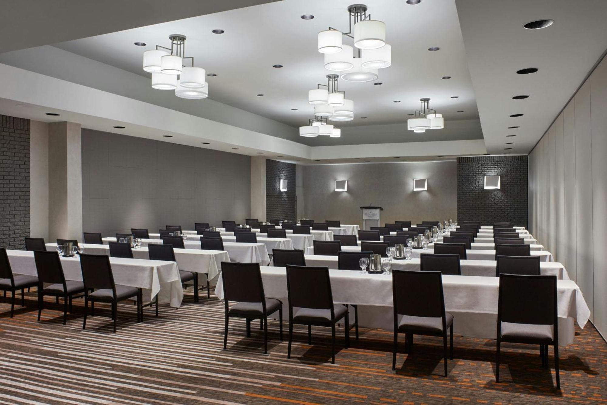 Delta Hotels By Marriott Quebec Exterior photo
